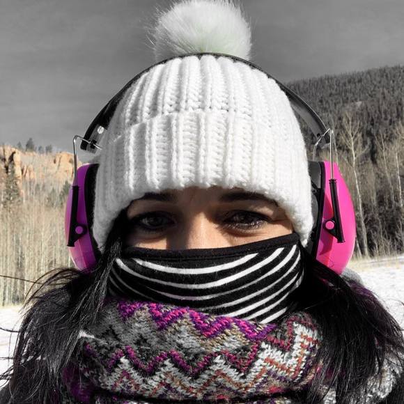 Poshmark profile picture for @oxygen